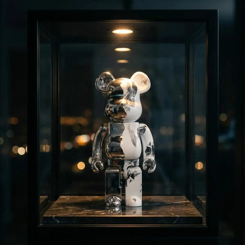 Bearbrick - 2G Chrome Silver - display case